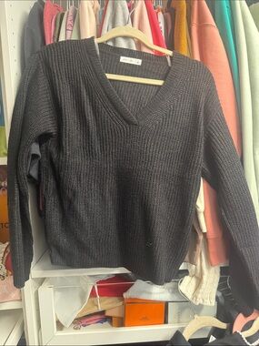 Active USA Black V-Neck Ribbed Sweater